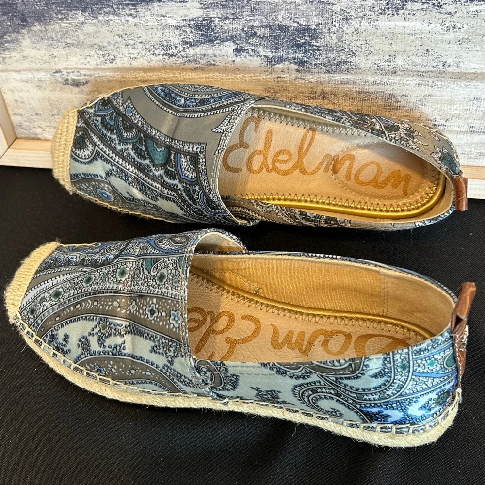 Sam Edelman Blue Paisley Espadrilles Springtime slip on sneakers Beautiful EUC!